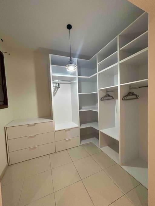 セント・ポールズ・ベイA Flat In The Heart Of Bugibbaアパートメント エクステリア 写真